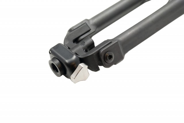 Center section with cant friction lock on NeoPod bipod